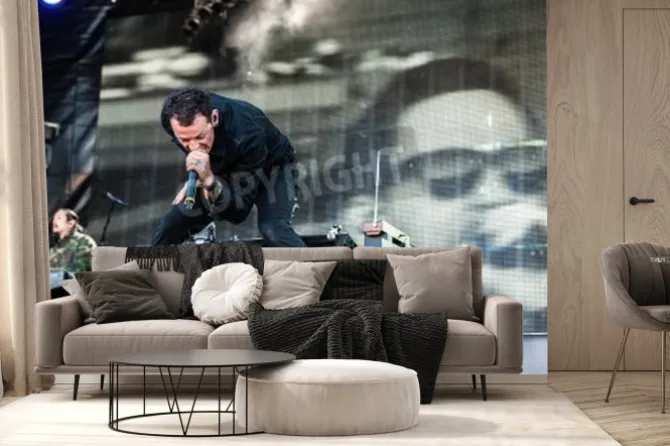 Fototapeta: 23 june, 2011 - moscow, russia - american rock band linkin park