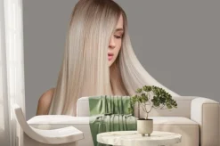 Fototapeta: Beautiful young blonde with straight shiny hair. portrait on