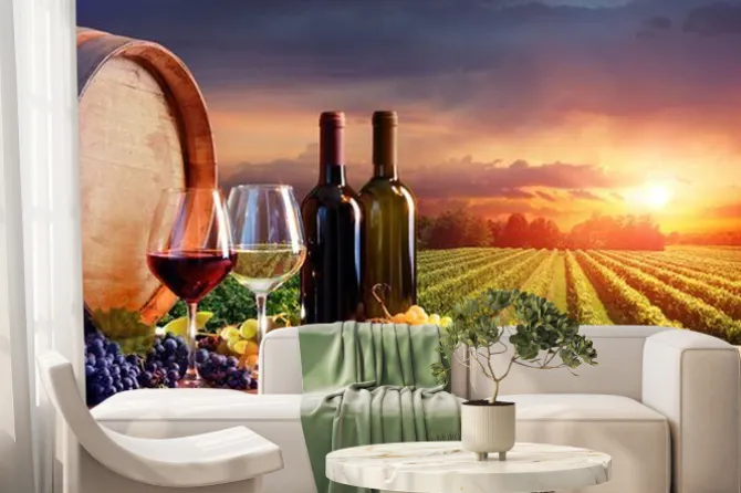 Fototapeta: Beczka i kieliszki wina na tle winnicy