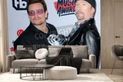 Fototapeta: Bono i the edge of u2 na 2016 iheartradio music awards, które