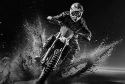 Fototapeta: Ścigający się motocyklista po torze