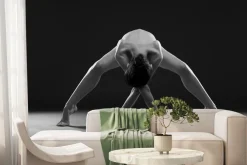 Fototapeta: Czarno-białe zdjęcie tańczącej kobiety