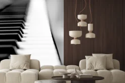 Fototapeta: Czarny fortepian bliska rozmycie tła i pierwszego planu.