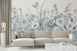 Fototapeta: Dzika łąka z polnymi kwiatami na jasnym tle