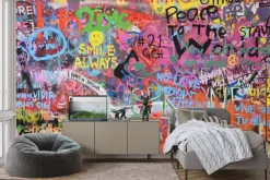 Fototapeta: Graffiti z kolorowymi napisami na murze