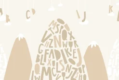 Fototapeta: Góry na tle chmur z literami