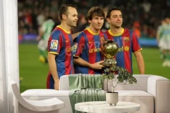 Fototapeta: Iniesta, messi i xavi z barcelony z złota piłka przed meczem