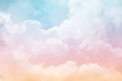 Fototapeta: Kolorowe chmury na pastelowym niebie