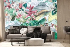 Fototapeta: Kolorowe storczyki z liśćmi monstery