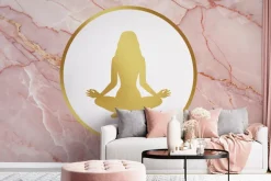 Fototapeta: Medytująca kobieta na różowym marmurze