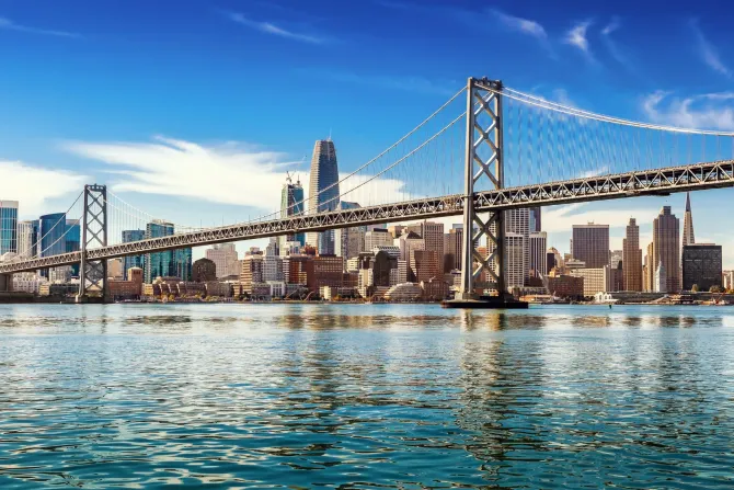 Fototapeta: Miasto san francisco w słoneczny dzień