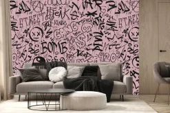Fototapeta: Napisy w stylu graffiti na różowej ścianie