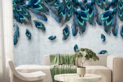 Fototapeta: Niebieskie pióra na szarym betonowym tle styl loft industrialny