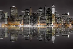 Fototapeta: Nowy jork nocą odbijający się w wodzie