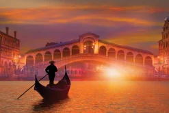 Fototapeta: Panorama wenecji podczas zachodu słońca na gondoli