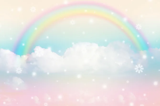 Fototapeta: Pastelowe niebo z kolorową tęczą i lekkimi chmurami