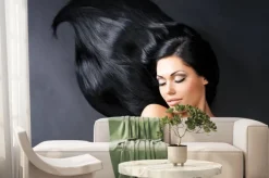 Fototapeta: Piękna kobieta z długimi prostymi włosami