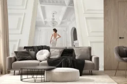 Fototapeta: Piękna panna młoda stwarzające w sukni ślubnej w białym studiu