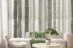 Fototapeta: Pnie drzew w skandynawskim lesie