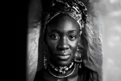 Fototapeta: Portret pięknej afrykańskiej kobiety