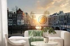 Fototapeta: Rowery wyłożone mostem nad kanałami amsterdam, holandia. rower