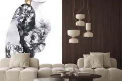 Fototapeta: Sylwetka kobiety z kwiatami w stylu akwareli