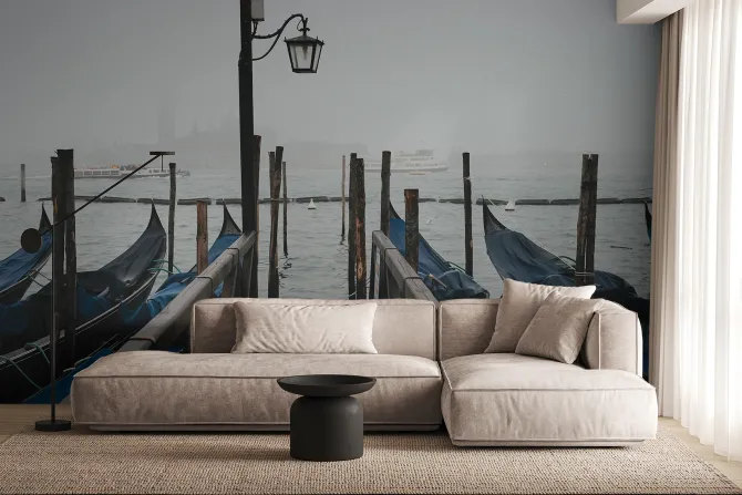 Fototapeta: Wenecje gondole spowite gęstą mgłą