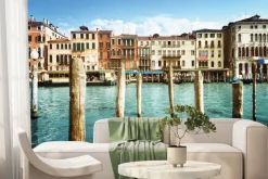 Fototapeta: Widok z mostu na wodę i kamienice