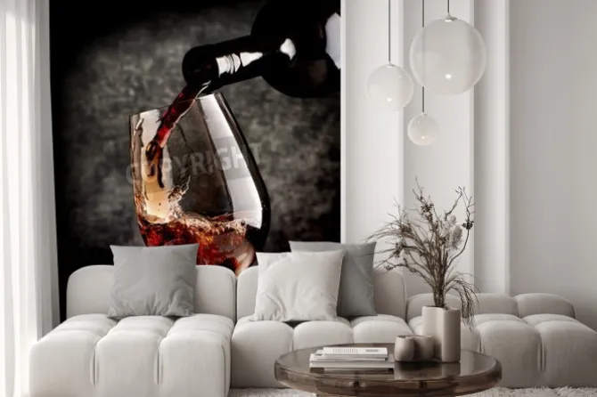 Fototapeta: Wino wlewając kieliszka na czarnym tle