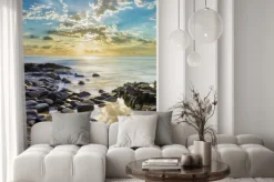 Fototapeta: Zachód słońca na skalistej plaży