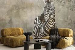 Fototapeta: Zebra w roślinnej scenerii