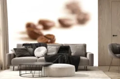 Fototapeta: Ziarna kawy narysować zygzakowatą linię na białym tle.