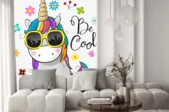 Naklejka: Jednorożec w okularach z napisem be cool i kwiatkami