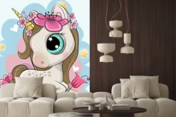 Naklejka: Kreskówka jednorożec z kwiatami na niebieskim tle