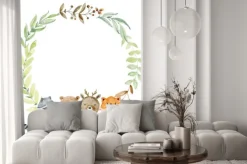 Naklejka: Leśne zwierzęta i zielony wieniec z liści