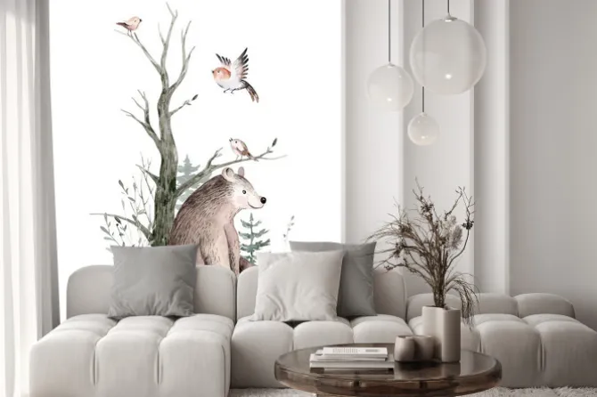 Naklejka: Miś pod drzewem i ptaki w stylu skandynawskim