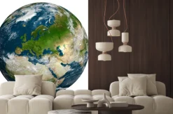 Naklejka: Planeta ziemia z chmurami. europa, część afryki i azji.