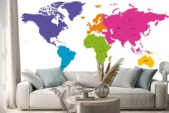 Naklejka: Polityczna mapa świata z antarktyką. kontynenty w różnych kolorach