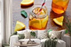 Naklejka: Pomarańczowy zimny napój