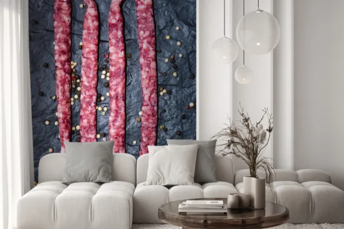 Naklejka: Pralnia wędzona kiełbasa wieprzowa leżącego na kamienne płyty