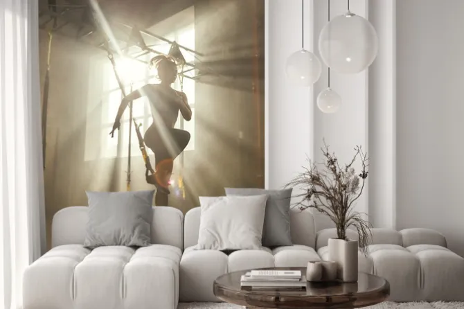 Naklejka: Professional training. full-length of young athletic woman in