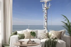 Naklejka: Radar maszt na górnym pokładzie statku towarowego