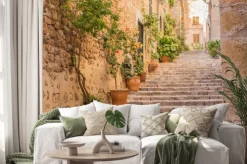 Naklejka: Schody z doniczkami we włoskim miasteczku
