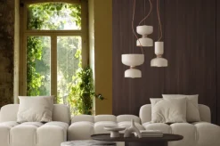 Naklejka: Stare okno z bluszczem