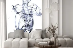 Naklejka: Strumień wody spada na szkle.