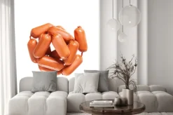 Naklejka: Surowe pyszne świeże kiełbaski na białym tle