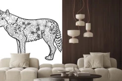 Naklejka: Sylwetka wilka z kwiatowymi ornamentami
