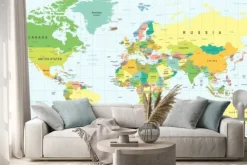 Naklejka: Szczegółowa kolorowa mapa świata z siatką geograficzną