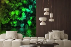 Naklejka: Sześciokąt bokeh zielone tło odzwierciedlenie w powierzchni wody.