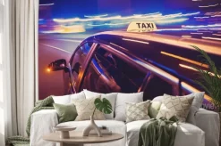 Naklejka: Taxi biorąc w lewo w nocy